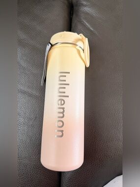 Lululemon Back to Life Water Bottle Ombre Yellow Pink 24 oz